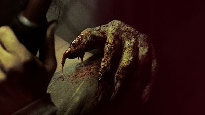 image de la news Un trailer pour Ghoul, la première série horrifique Netflix signée Blumhouse