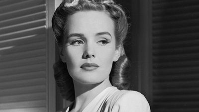 image de la news Hollywood, machine à broyer : Frances Farmer, de la gloire à l'asile psychiatrique