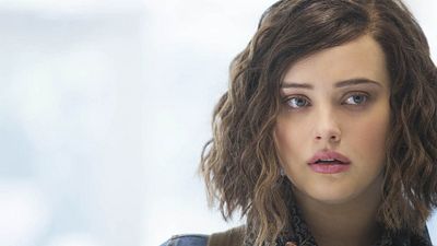 image de la news Knives Out : Katherine Langford, la star de 13 Reasons Why, chez le réalisateur de Star Wars 8