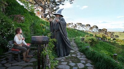 image de la news Le Seigneur des anneaux : le réalisateur de Jurassic World 2 choisi pour la série Amazon