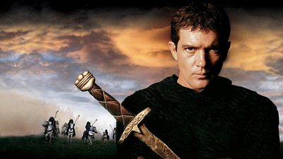 image de la news 20 ans du 13e guerrier : voici la fin dont rêvait le réalisateur John McTiernan