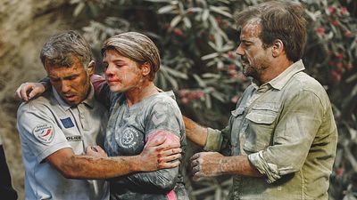 image de la news Plus Belle la Vie : Boher, Antoine et Léa en danger de mort sur les photos du prime événement de la rentrée