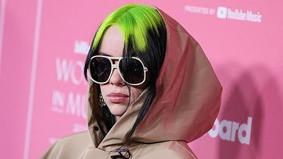 image de la news James Bond : Billie Eilish (Bad Guy) chantera la chanson phare de Mourir peut attendre, le prochain 007 !