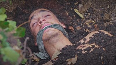 image de la news Plus belle la vie : Baptiste va-t-il mourir ? La vidéo qui sème le doute [SPOILERS]