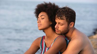 image de la news Trois mètres au-dessus du ciel (Summertime) : que vaut la série Netflix sur fond de romance adolescente ?