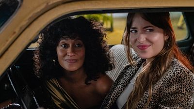 image de la news La Voix du Succès : Dakota Johnson et Tracee Ellis Ross dans une comédie musicale et féminine