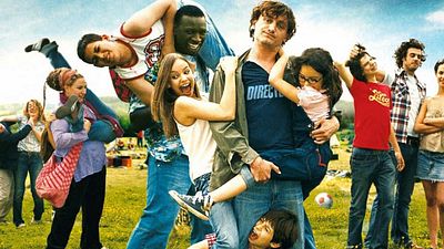 image de la news Nos jours heureux sur M6 : comment est née cette comédie culte avec Omar Sy et Jean-Paul Rouve ? 