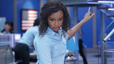 image de la news 9-1-1 Lone Star sur M6 : faut-il avoir vu la série originale pour commencer le spin-off ?