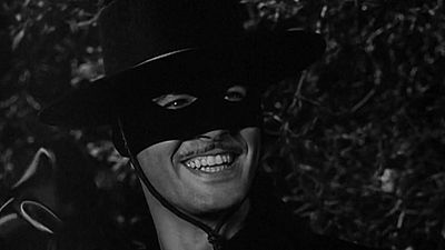 image de la news Zorro : pourquoi l'acteur a été payé deux ans à ne rien faire