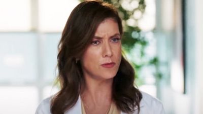 image de la news Grey's Anatomy saison 18 : Addison (Kate Walsh) de retour dans la bande-annonce de l'épisode 3