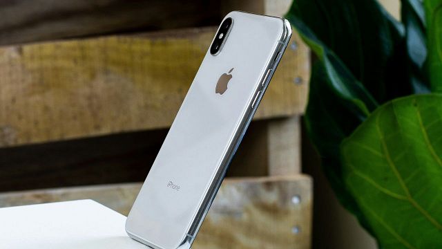 image de la news Amazon n'attend pas le Black Friday pour casser le prix de l'iPhone 16e