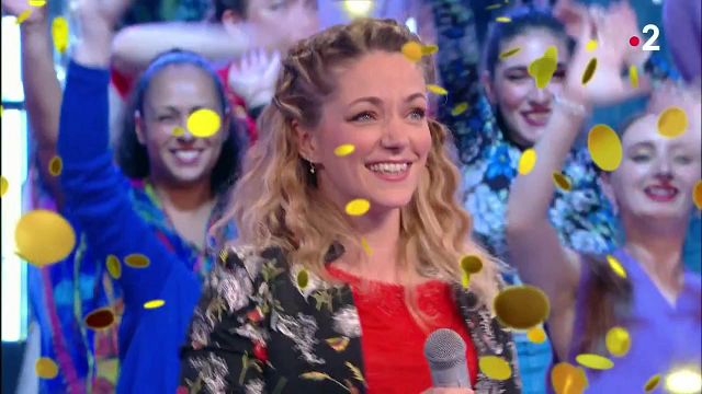 image de la news "Vous êtes dans le club des..." : Karine (N'oubliez pas les paroles) franchit un palier lors d'une occasion spéciale