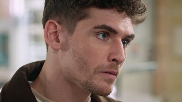 image de la news Ici tout commence sur TF1 : "Romain Valdine a une volonté manifeste de reprendre le pouvoir", Luigi Kröner en dit plus sur le retour de son personnage