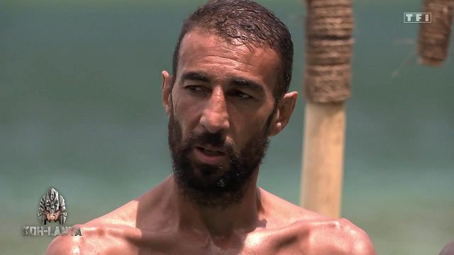 image de la news Koh-Lanta : ce beau geste d'Amri envers Léa
