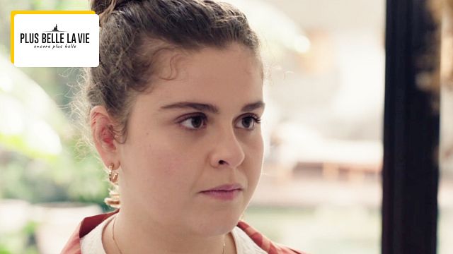 image de la news Plus belle la vie : Aya découvre pourquoi Ophélie ne sort jamais de chez elle