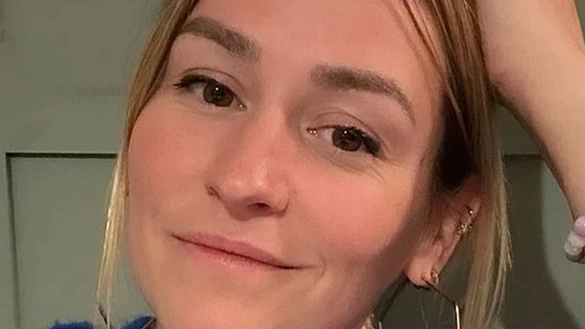 image de la news Mariés au premier regard : “J’ai craqué”, cette question qui met Laure dans tous ses états depuis son divorce avec Matthieu