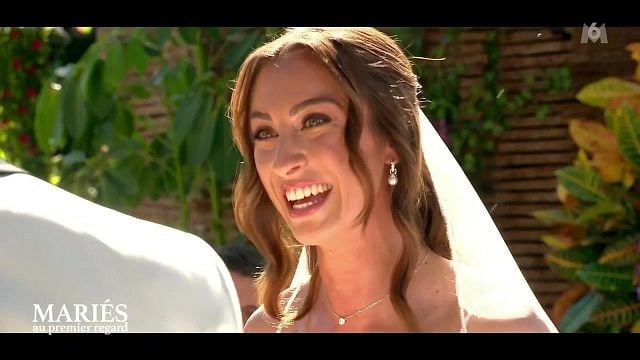 image de la news Mariés au premier regard : “Nous n’avons pas le droit”, Estelle balance ce que la production leur interdit “pendant la diffusion”