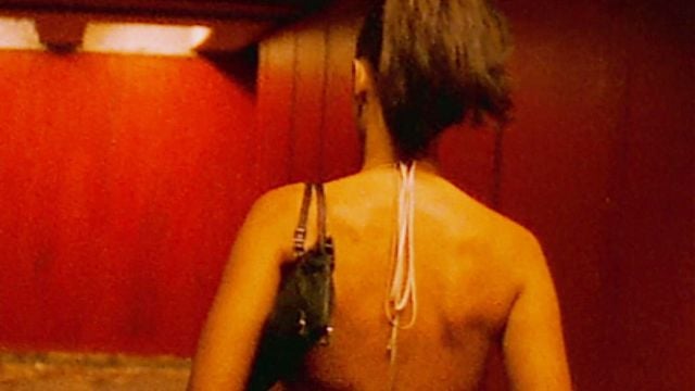 image de la news Il y a 23 ans, ce film interdit aux moins de 16 ans a provoqué des malaises au Festival de Cannes