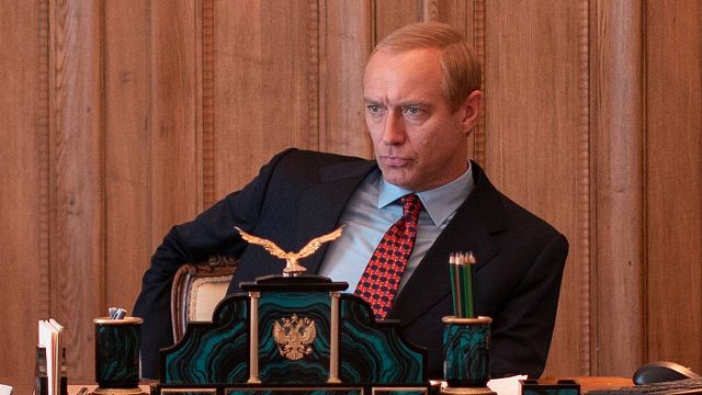 image de la news Le Mage du Kremlin au box-office France : quel démarrage pour le film d’Olivier Assayas avec Paul Dano et Jude Law ?