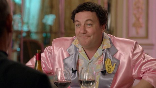 image de la news Hôtel du temps (France 3) : qui fait la voix de Coluche ?