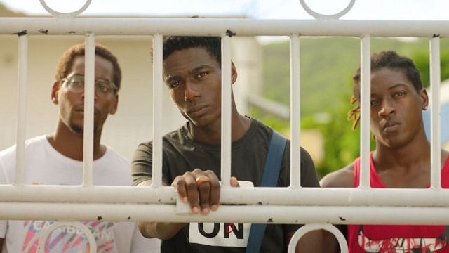 image de la news Par le créateur du Bureau des Légendes... Cette série thriller française très attendue est enfin disponible sur Netflix