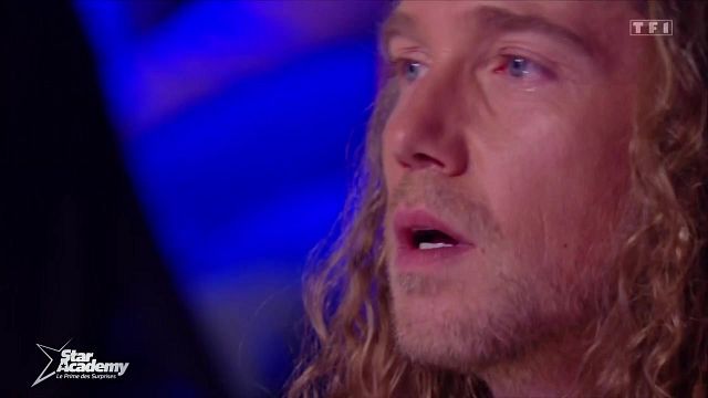 image de la news "À nous de lui faire une surprise", au tour des élèves de la Star Academy de surprendre Julien Doré