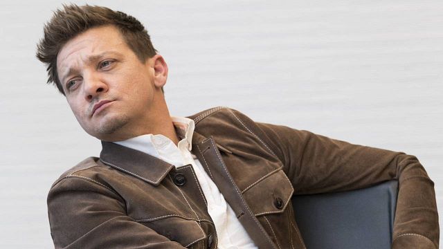 image de la news Grièvement blessé, Jeremy Renner donne enfin de ses nouvelles