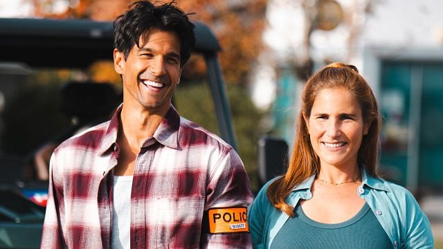 image de la news Haute Saison sur France 2 : Alex et Lisa en couple ? "Les auteurs doivent avoir quelque chose en tête...", confie Vinnie Dargaud