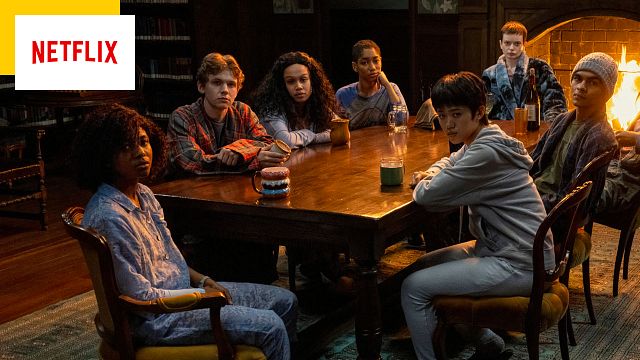 image de la news The Midnight Club sur Netflix : ce drôle d’objet que le réalisateur cache dans tous ses films et séries