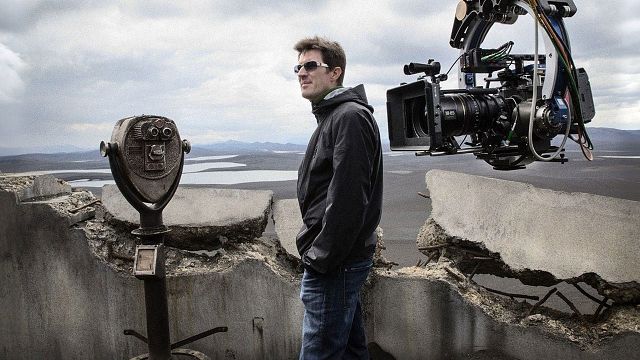 image de la news "Ces films ont fait de moi le cinéaste que je suis" : le réalisateur de F1 dévoile ses 5 films préférés, et l'un d'eux est plutôt surprenant !