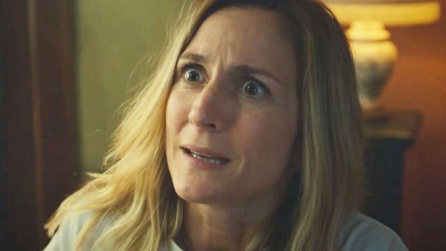 image de la news Cette série fantastique triomphe sur Netflix... Voici les premières images de sa version française avec Camille Chamoux !
