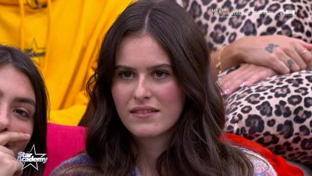 Star Academy : Jeanne sait déjà quels objets elle va rapporter du château  en toute discrétion... - TV ACTU by AlloCiné