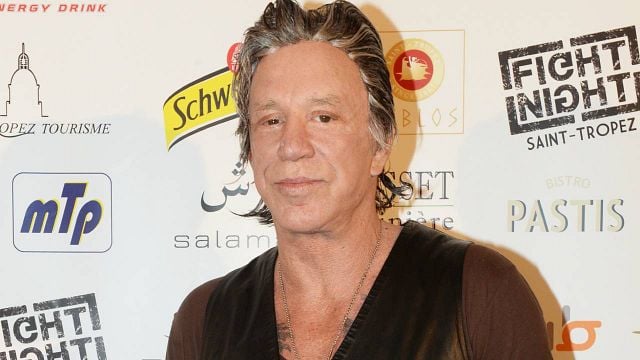 image de la news Il aurait pu être l'un des meilleurs acteurs de sa génération : qu'est-il vraiment arrivé à Mickey Rourke ?