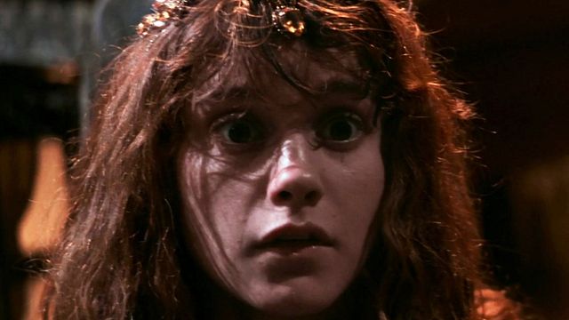 image de la news Dans Les Goonies, elle était follement amoureuse de Brand, joué par Josh Brolin... Qu'est devenue l'actrice Kerri Green ?