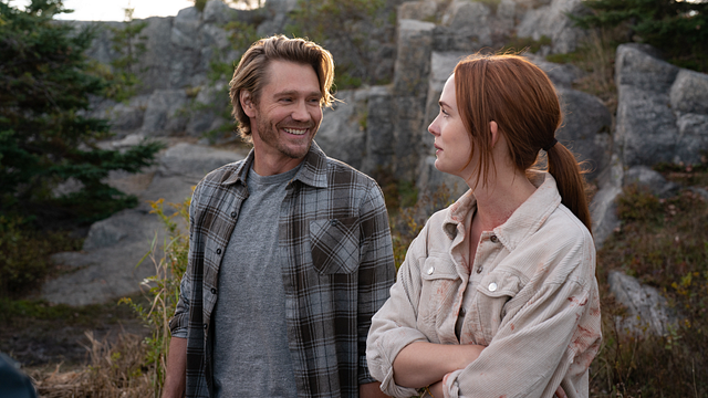 image de la news Retour à Sullivan's Crossing : "Ce lieu est un endroit où l'on vient pour guérir" ... Chad Michael Murray revient sur la relation de Cal et Maggie