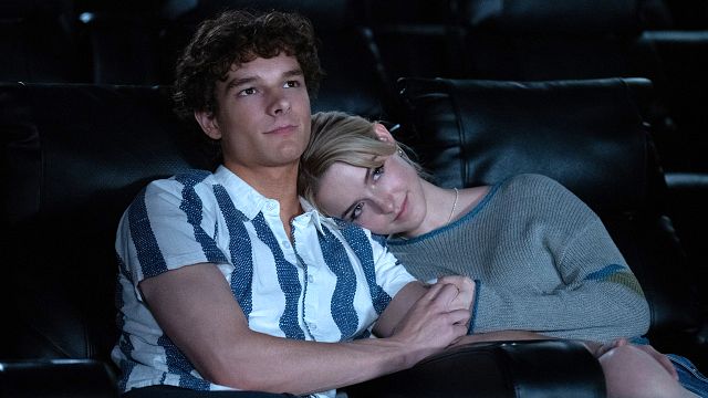 image de la news Regretting you : le film avec McKenna Grace et Mason Thames est-il fidèle au roman de Colleen Hoover ?
