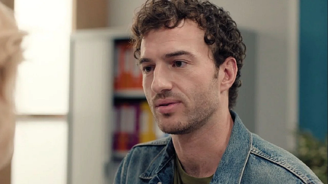 image de la news Plus belle la vie : "Ça peut faire un antagonisme sympa" ... Voici avec qui Iñaki Lartigue (Samuel) aimerait partager plus de scènes !