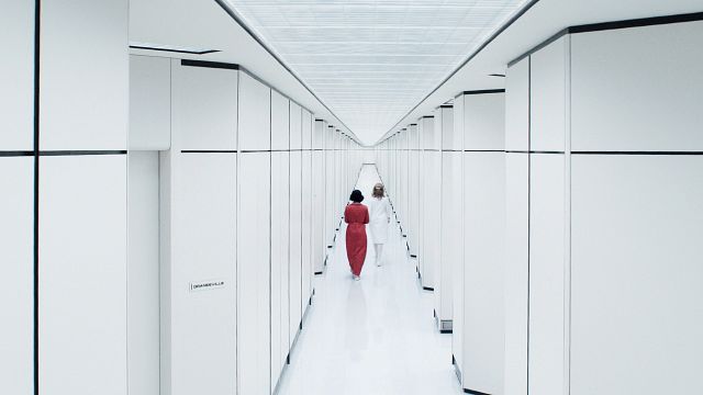 image de la news Severance : y aura-t-il une saison 3 ?
