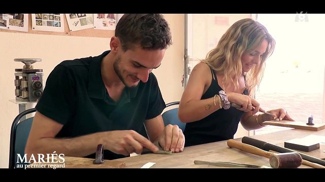 image de la news Premier rapprochement entre Ophélie (Mariés au premier regard) et Loïc... Vont-ils bientôt passer à la vitesse supérieure ?