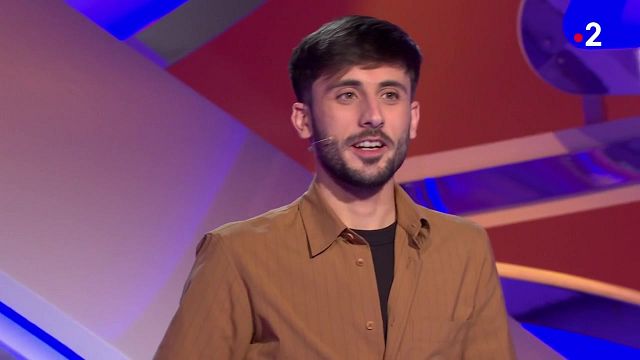 image de la news Kévin (Tout le monde veut prendre sa place) : qui est sa petite amie, ancienne candidate de The Voice ?