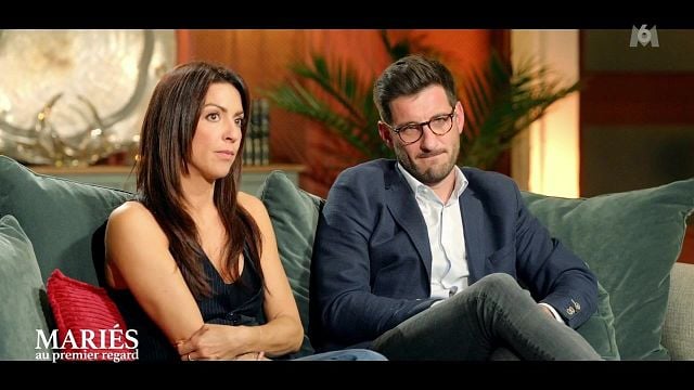 image de la news Mariés au premier regard : "Y a eu des choses sous mon toit", Perrine cash ! "On ne voit pas tout à travers l'écran"