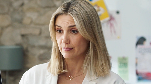 image de la news Ici tout commence sur TF1 : "Je ne suis pas d'accord avec vous !", Hector va-t-il faire confiance à Constance ?