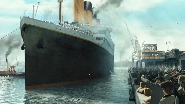 image de la news Titanic : cet acteur n'a qu'une seule réplique dans le film, et 26 ans plus tard, il continue de gagner de l'argent !