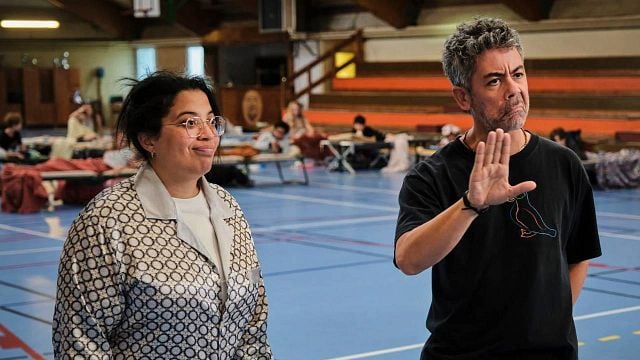 image de la news Deviens Génial est-il un bon film ? Que pensent les spectateurs de cette comédie tenue par Manu Payet et Melha Bedia ?