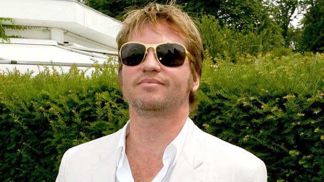 image de la news "Je n'aurais jamais pu laisser passer l'occasion" : cet acteur a tourné l'un des meilleurs westerns des années 90 grâce à Marlon Brando