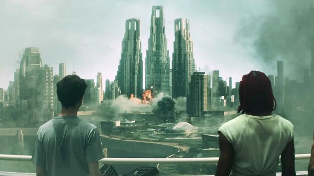 image de la news Science-fiction : avez-vous reconnu ces deux stars de Game of Thrones dans cette série qui cartonne ?