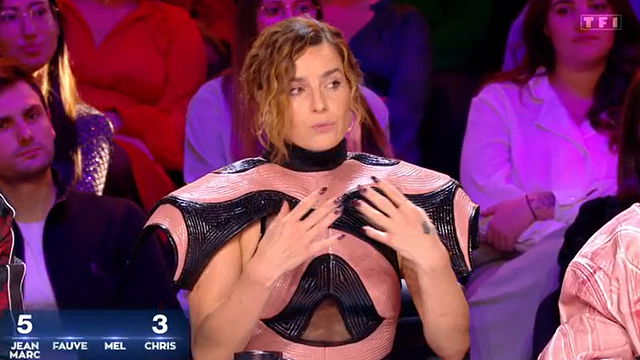 image de la news Pourquoi Fauve Hautot (Danse avec les stars) a-t-elle une cicatrice sur le bras droit ?