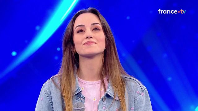 image de la news Exclu. N'oubliez pas les paroles : Sandy soulagée ou stressée quand elle entend les clochettes ? "Ça dépend"