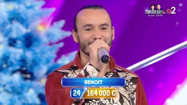 Benoît de N'oubliez pas les paroles fait une grande annonce à sa mère