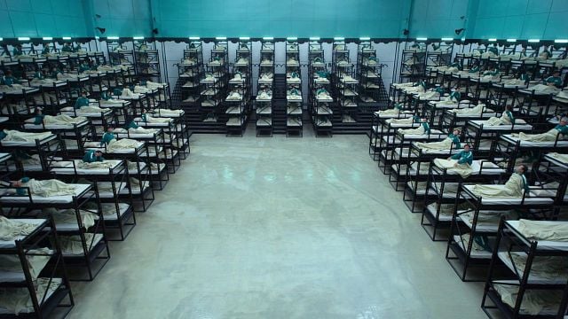 image de la news Ni Stranger Things, ni Mercredi... Avec 225 millions de vues, ce thriller Netflix est devenu la série la plus regardée de ces 4 dernières années !